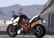 KTM 990 Super Duke R KTM 990 Super Duke R